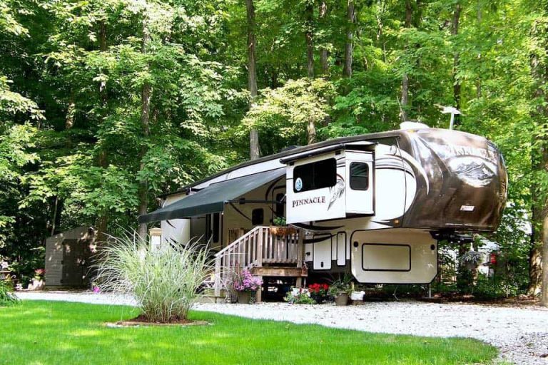 seasonal camping at American Wilderness Campground near Cleveland OH